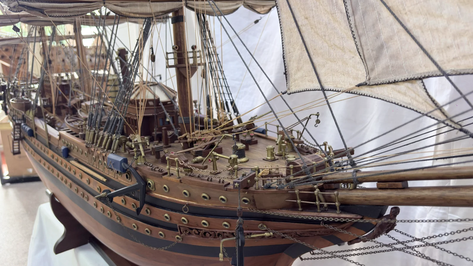 Handcrafted 90cm wooden Amerigo Vespucci ship model replica with detailed rigging and sails