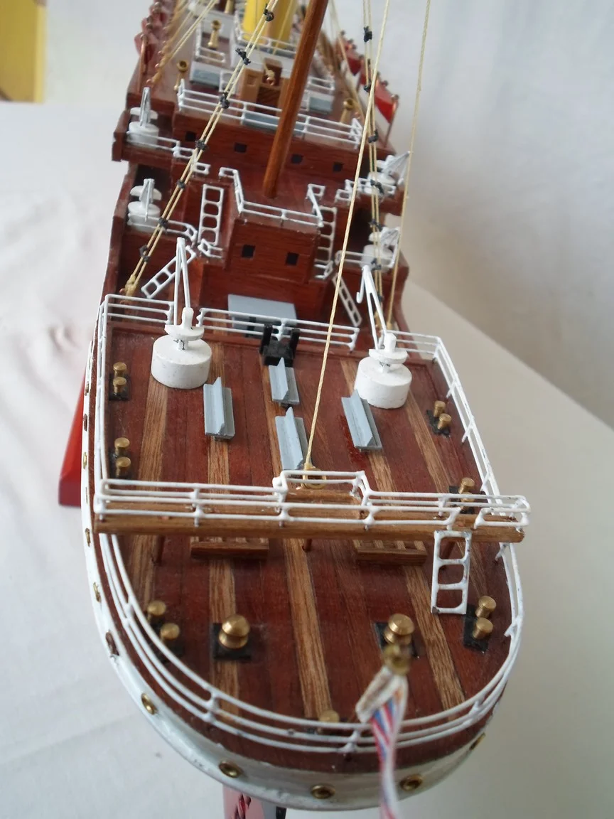 RMS Titanic Luxury Ocean Liner6