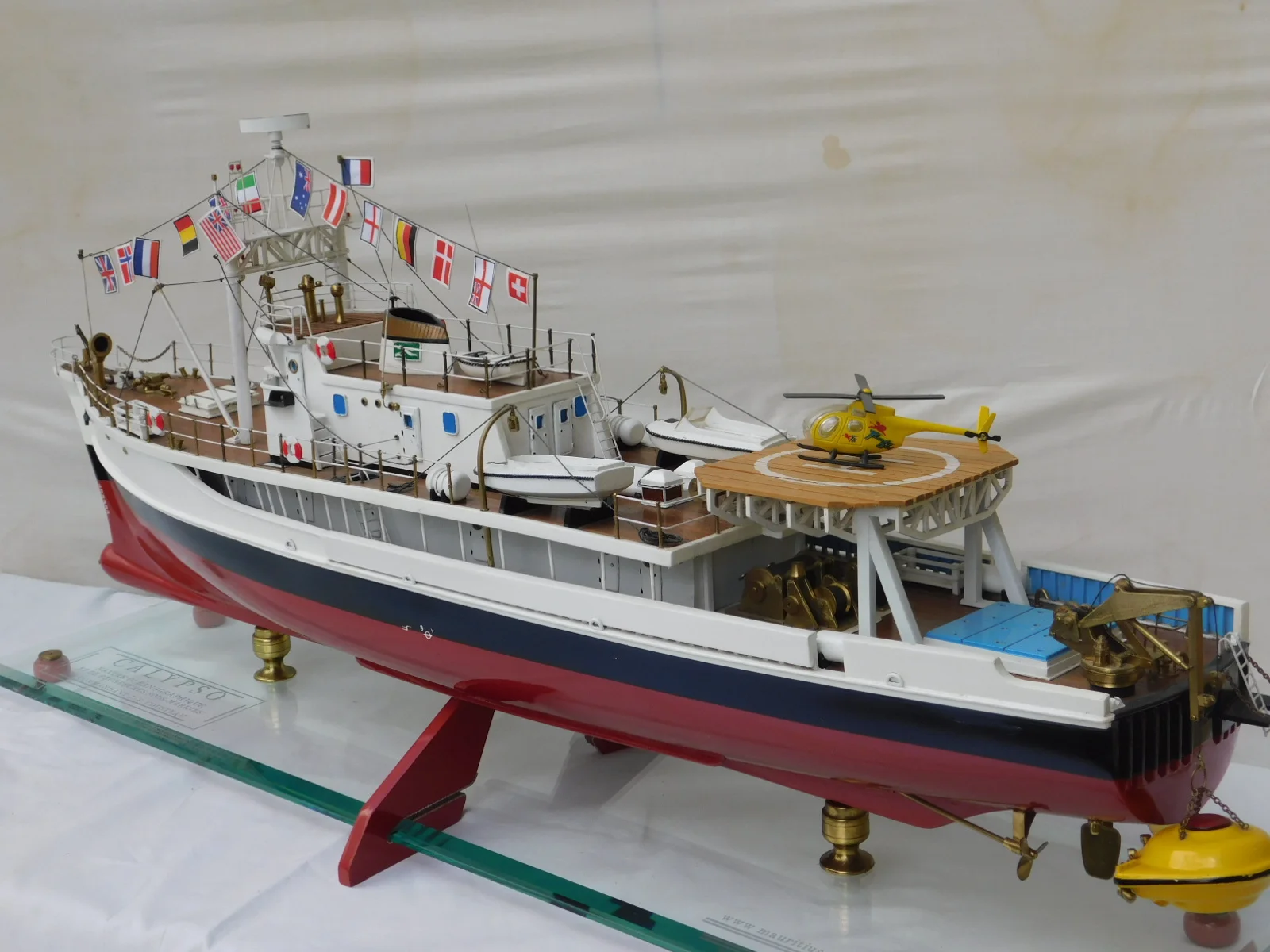 Calypso Oceanographic Research Ship Wooden Model Bobato Ship Models