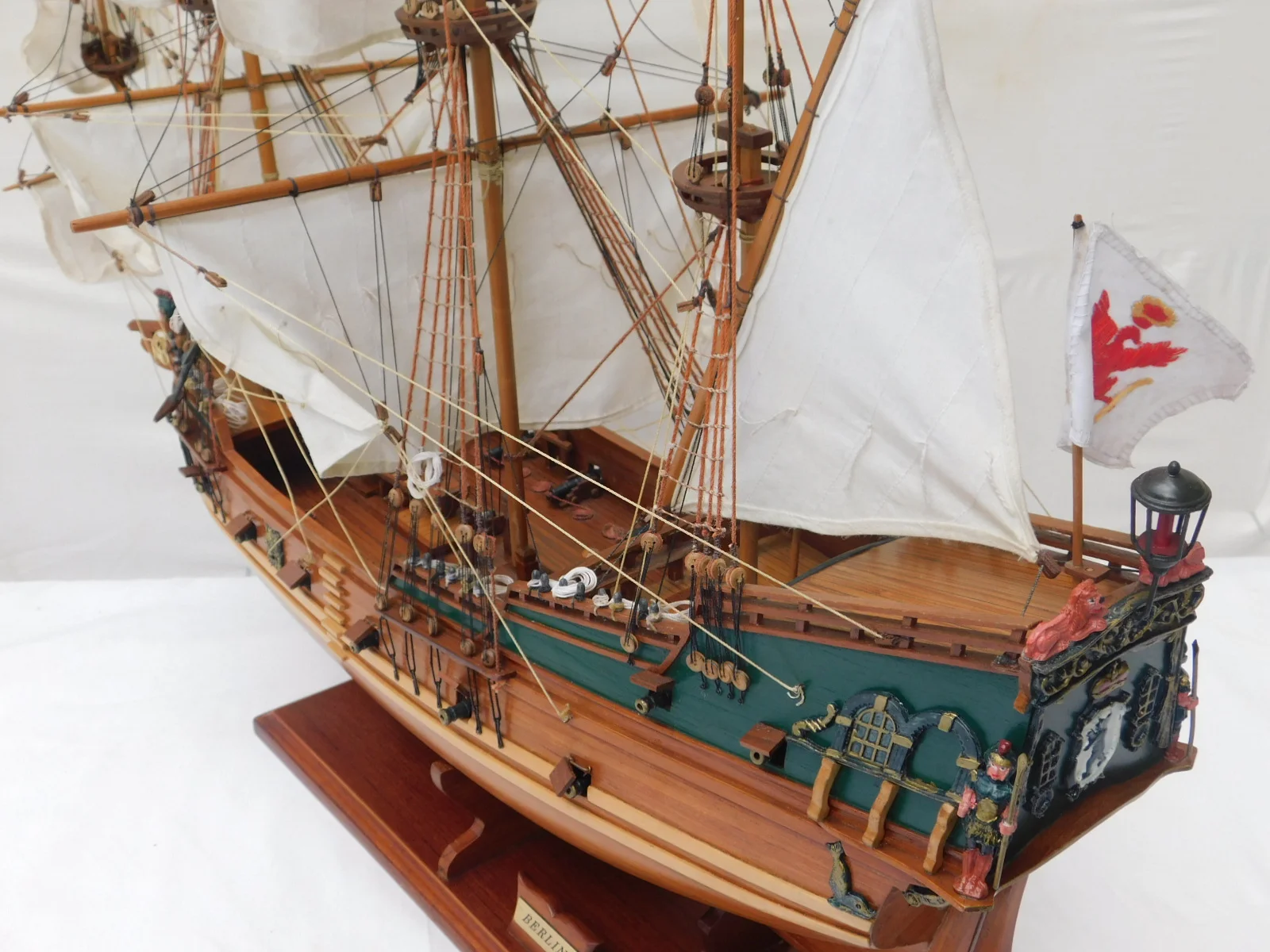 Le Berlin Historic & Military Ships4