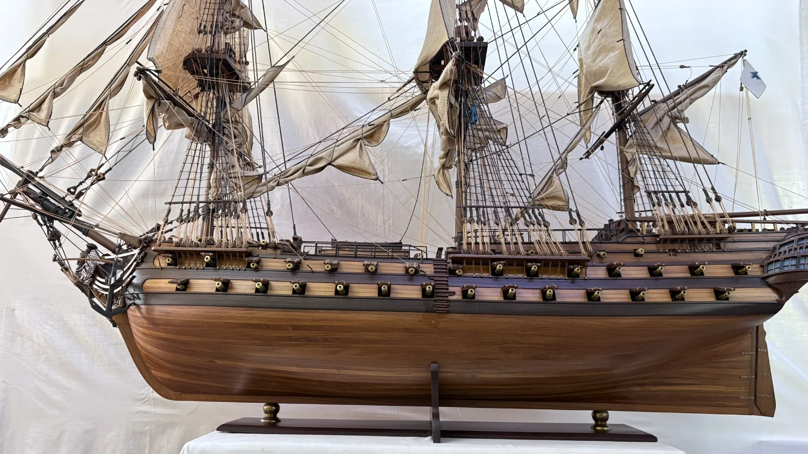 Large handcrafted 1m 70cm wooden Le Superbe warship model replica with detailed rigging and sails