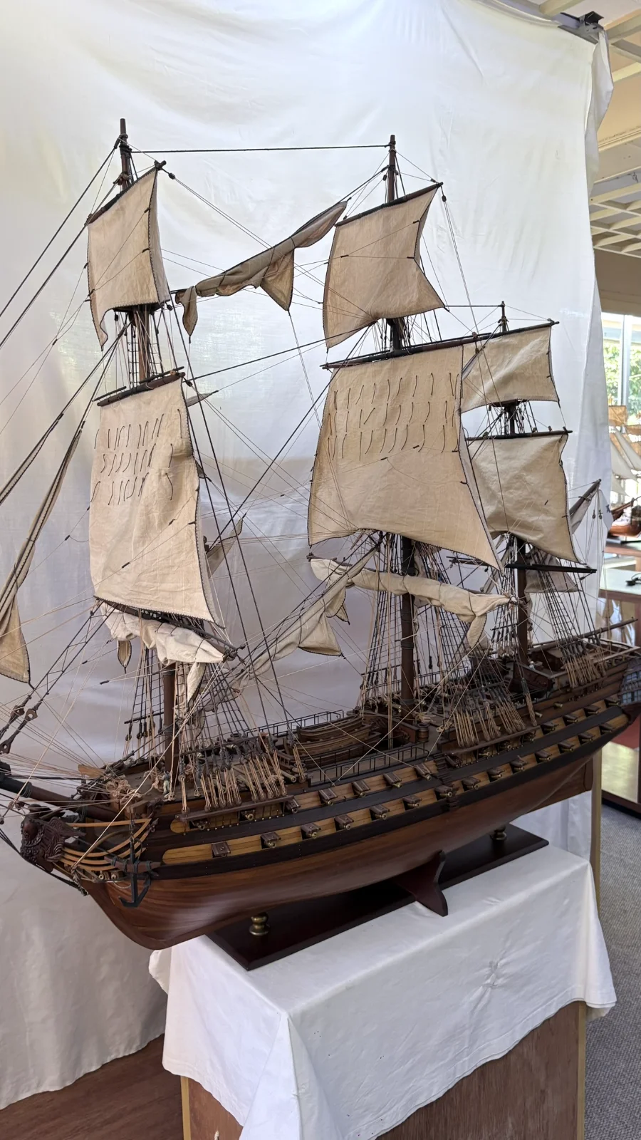 Large handcrafted 1m 70cm wooden Le Superbe warship model replica with detailed rigging and sails