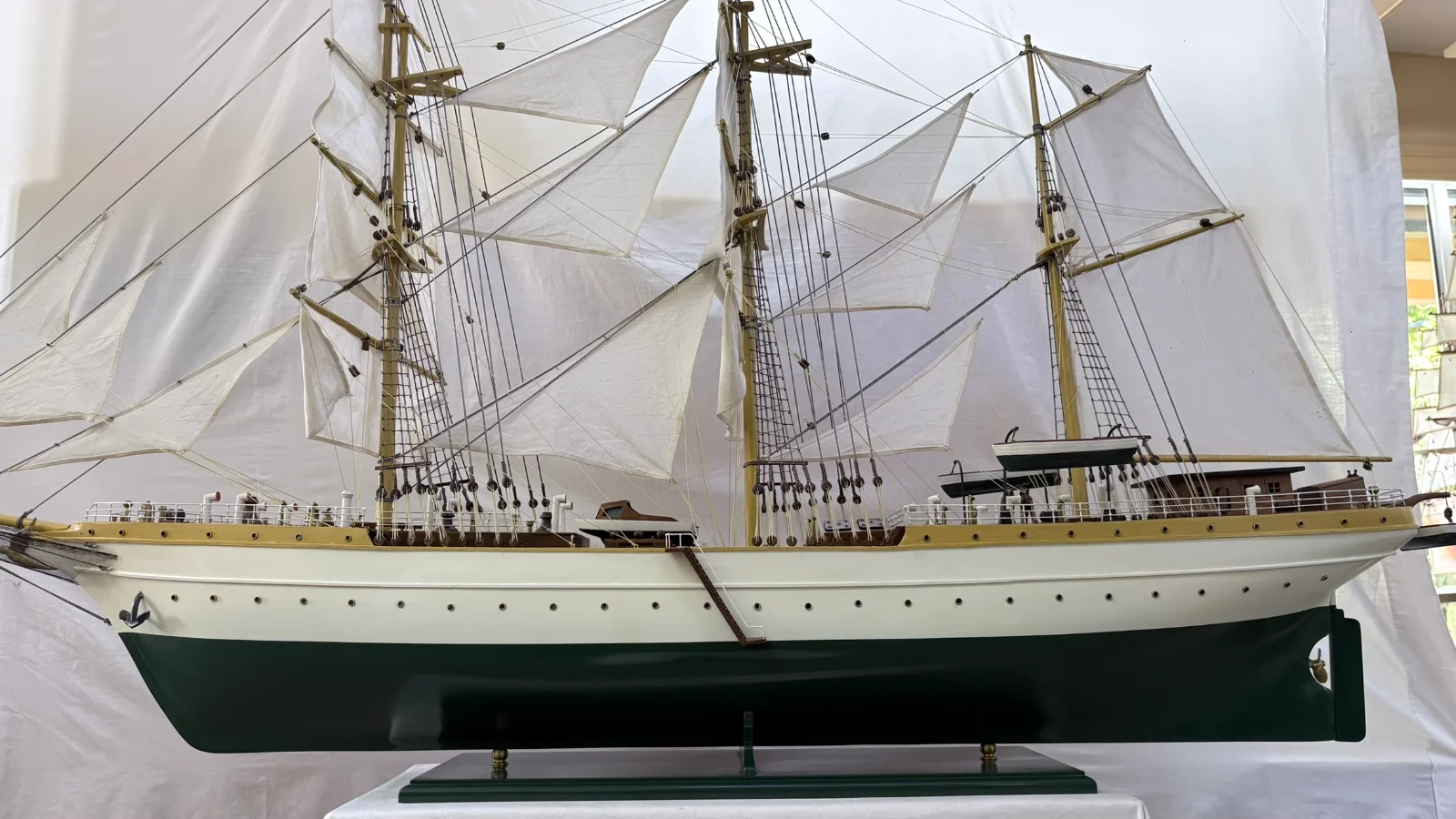 Large handcrafted 1m 78cm wooden Gorch Fock ship model replica with detailed rigging and sails