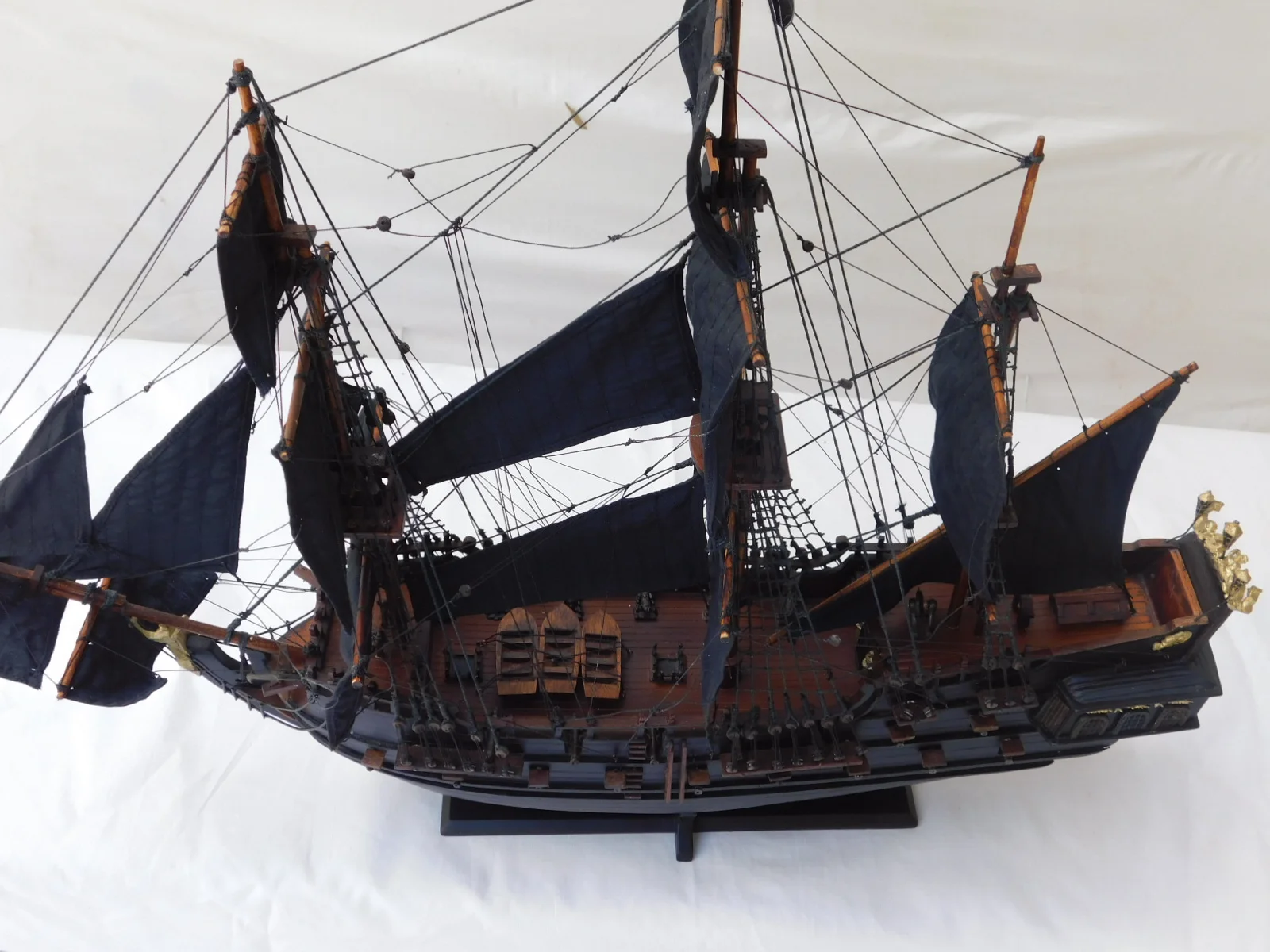 Black Pearl Fantasy Ships - Bobato Ship Models4