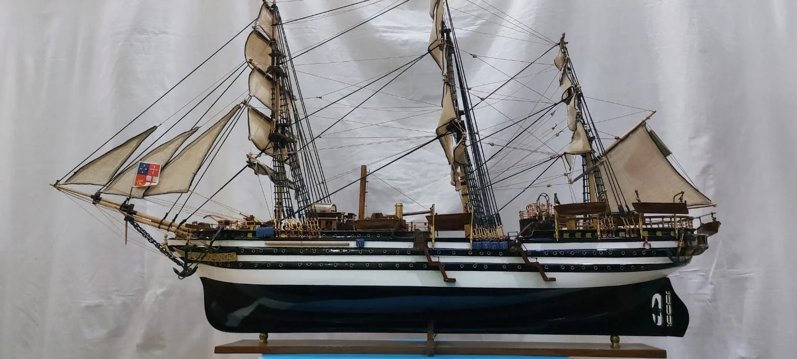Amerigo Vespucci Ship Models Bobato Black Hull and White Strip
