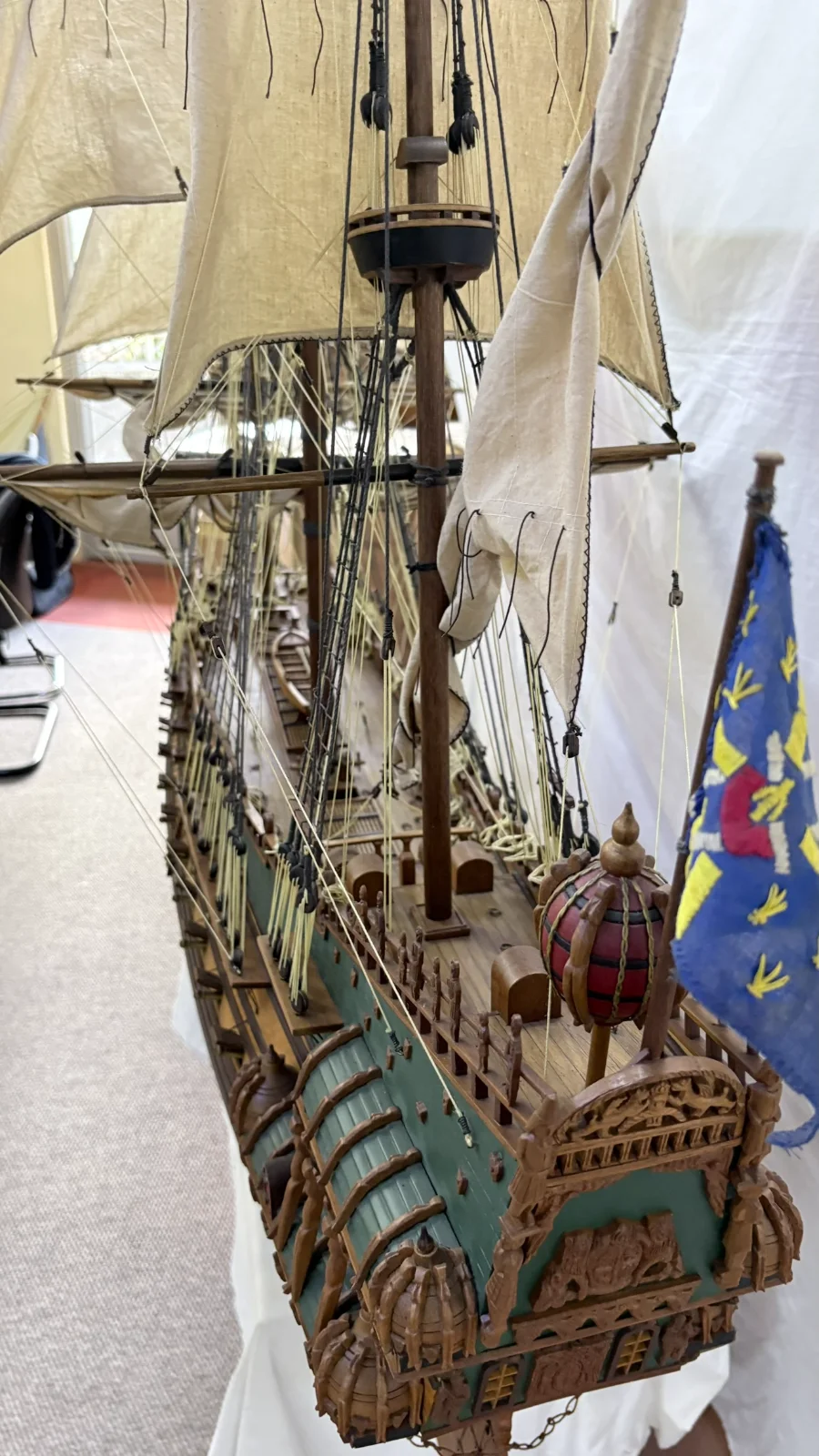 Large handcrafted 1m 40cm wooden Vasa ship model replica with detailed rigging and sails