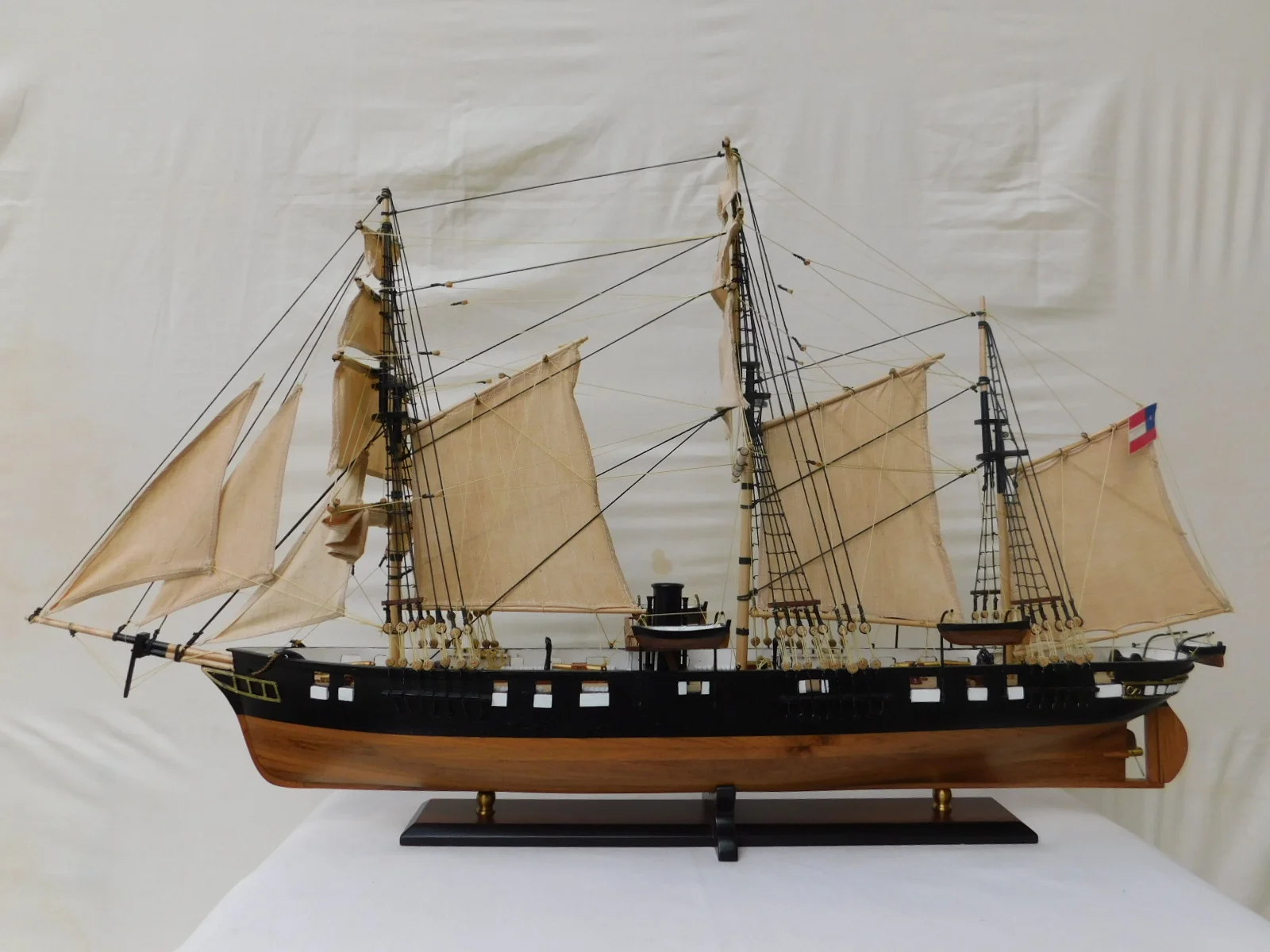 CSS Alabama handcrafted