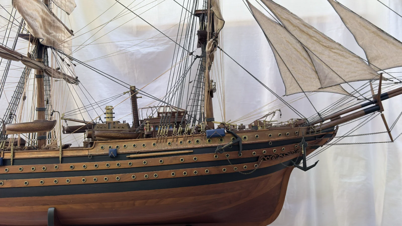 Handcrafted 90cm wooden Amerigo Vespucci ship model replica with detailed rigging and sails