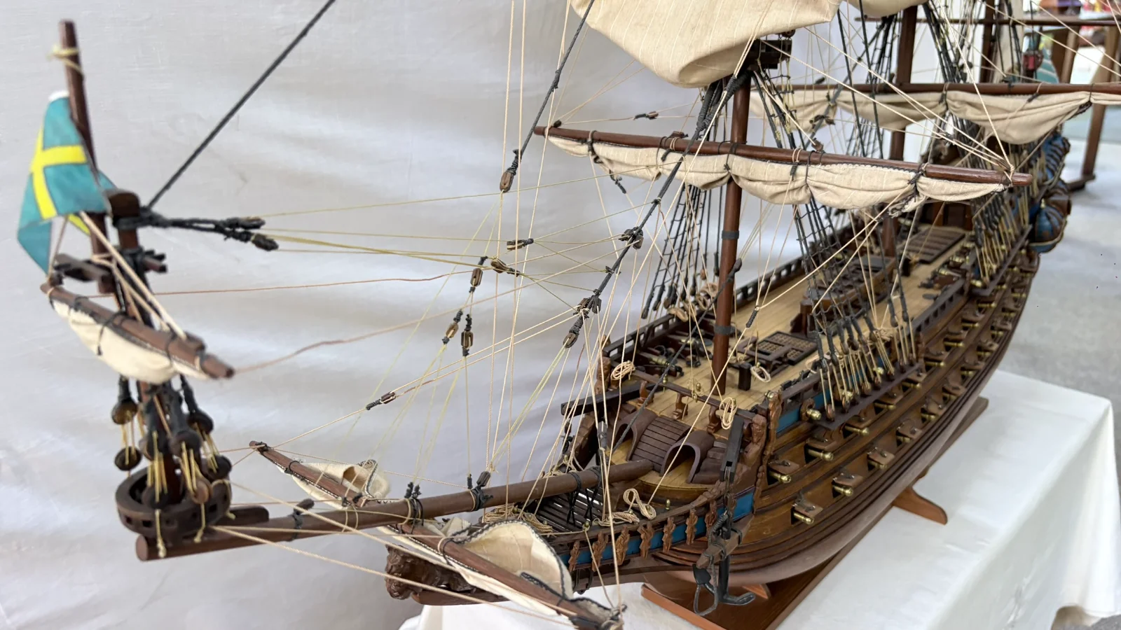 Handcrafted 1m 10cm wooden Vasa ship model replica with detailed rigging and sails