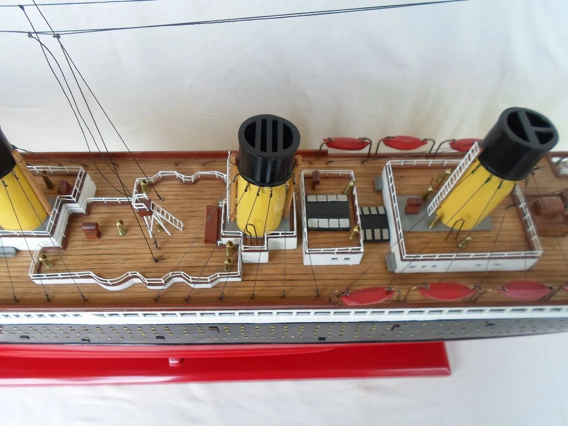 Ocean Liner Titanic RMS