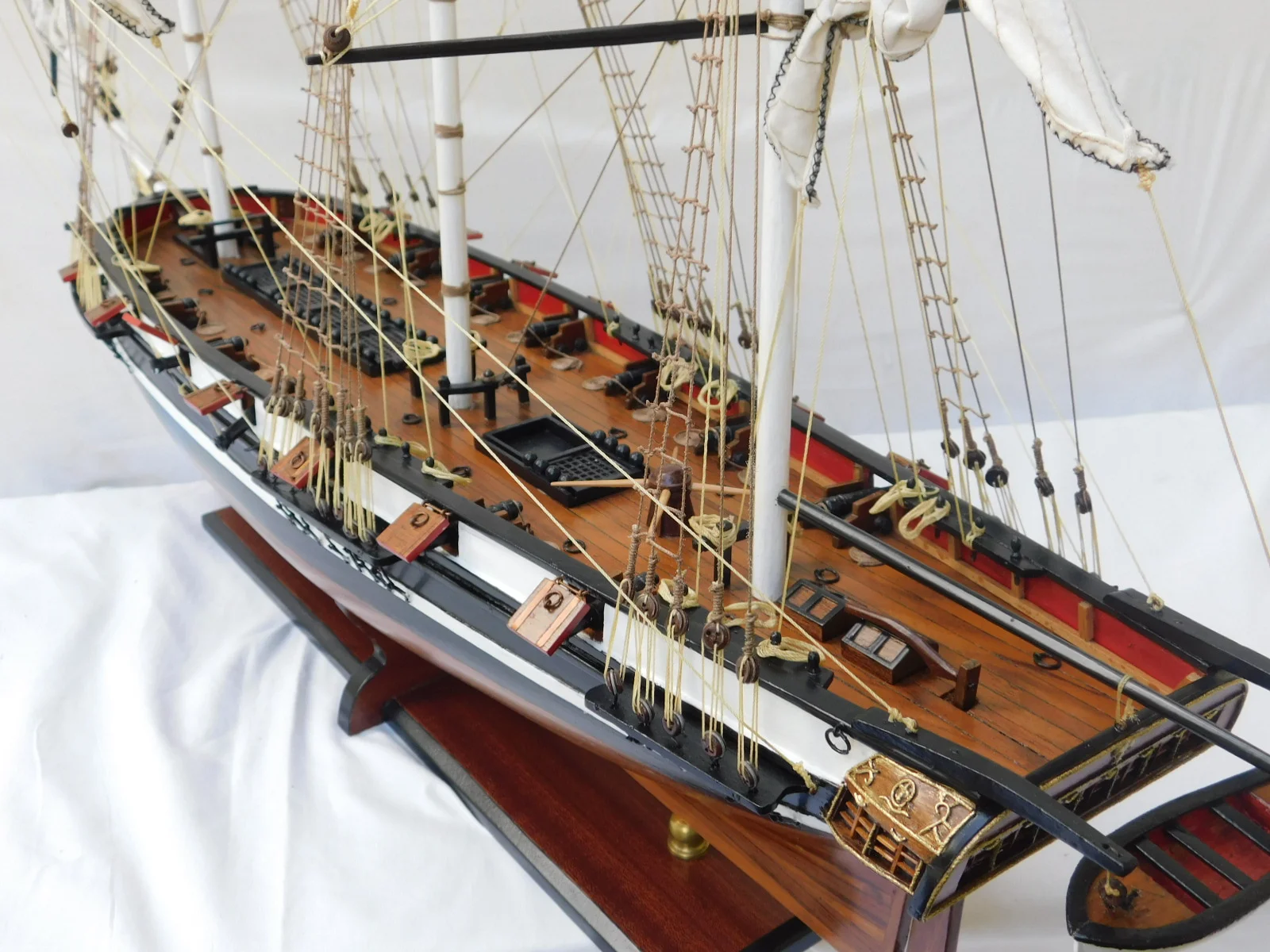 L'Astrolabe is an Exploration ship21