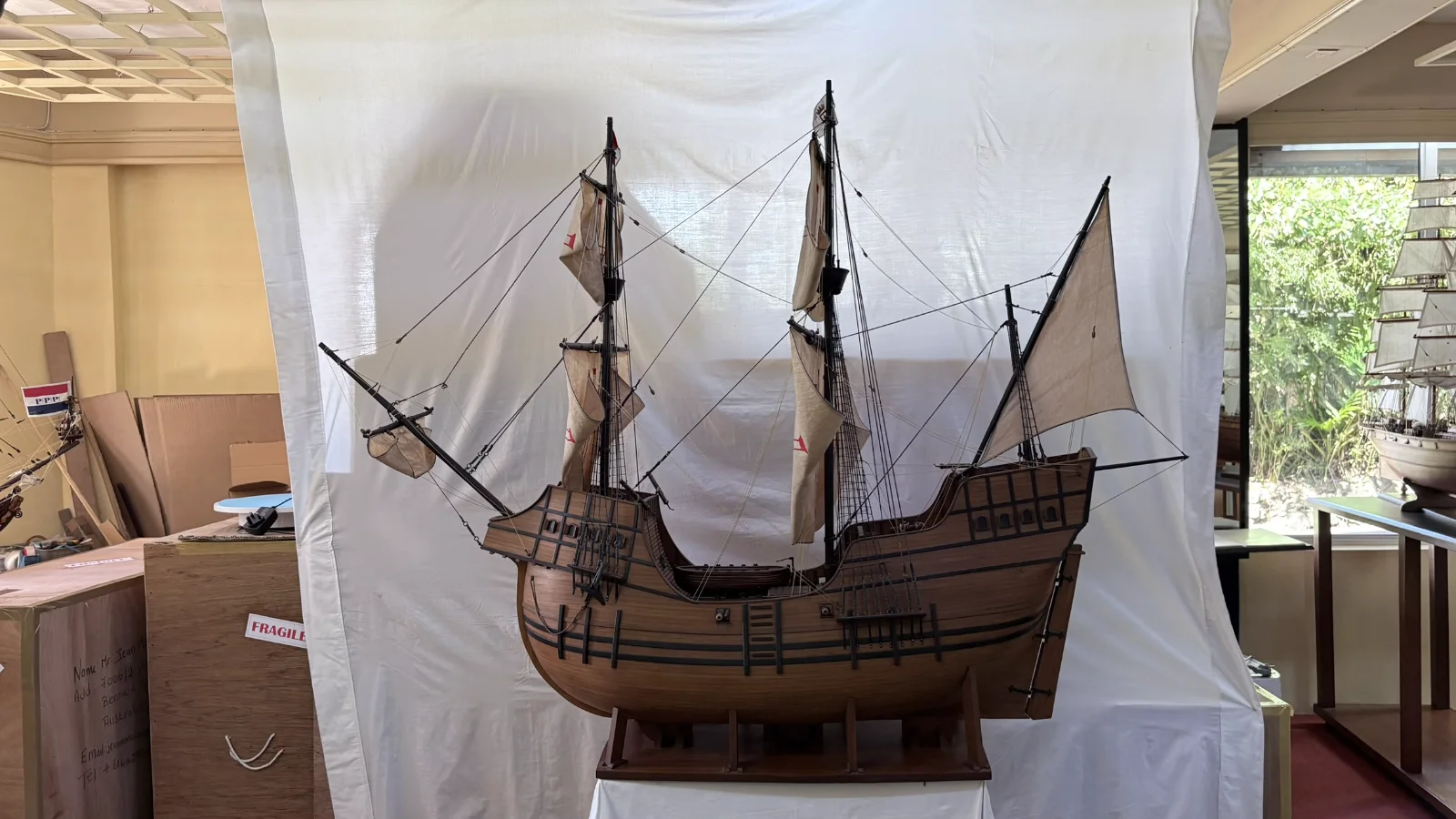 Large handcrafted 1m 80cm wooden Sao Gabriel ship model replica with detailed rigging and sails