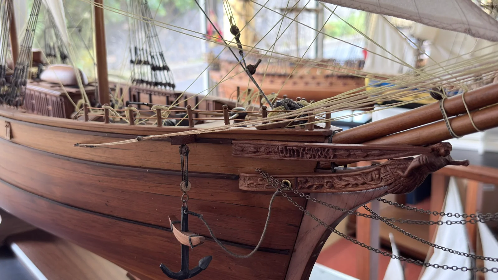 Large handcrafted 1m 78cm wooden Cutty Sark ship model replica with detailed rigging and sails