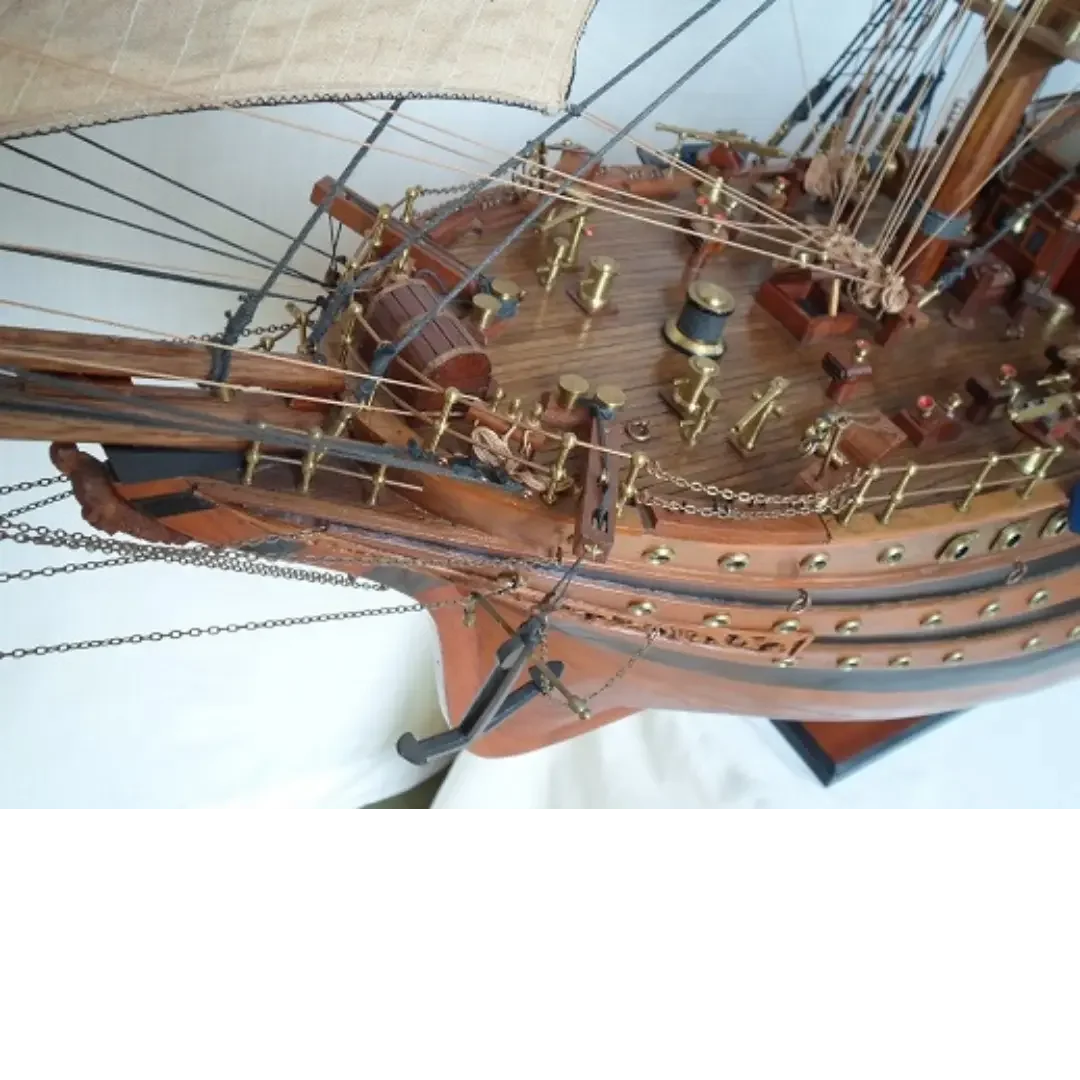 Amerigo Vespucci Ship Models Bobato details front view 2