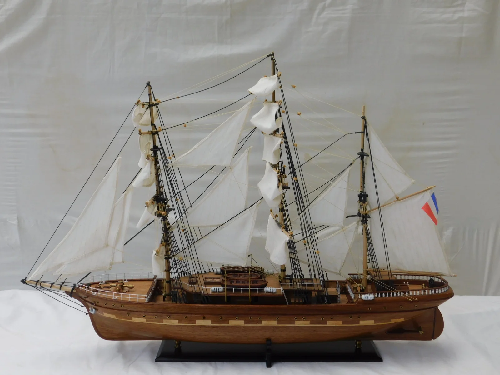 Belem Ship Models - Bobato Ship Models Version Varnished 12